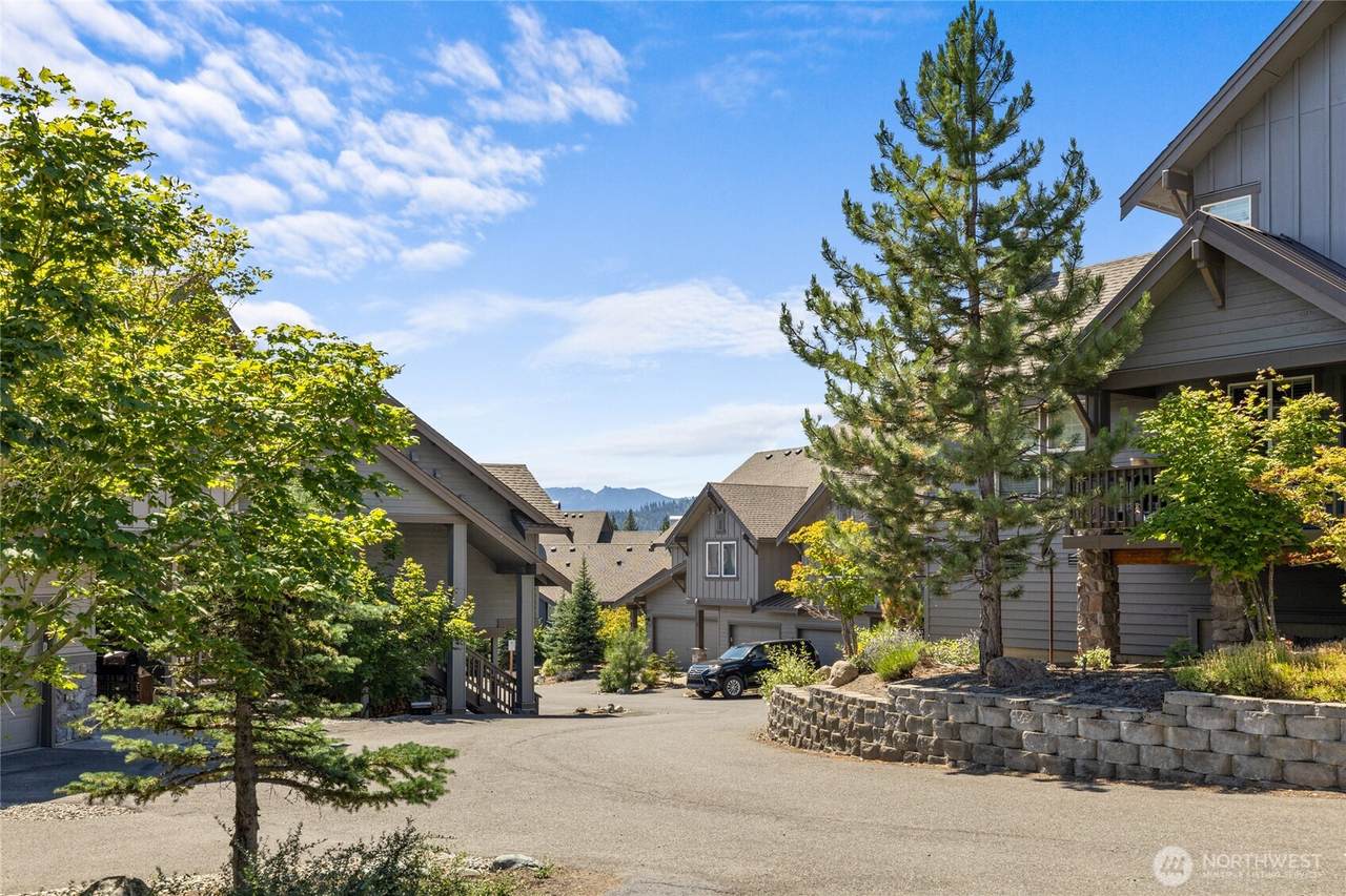 200 Clearwater Loop - Photo 1