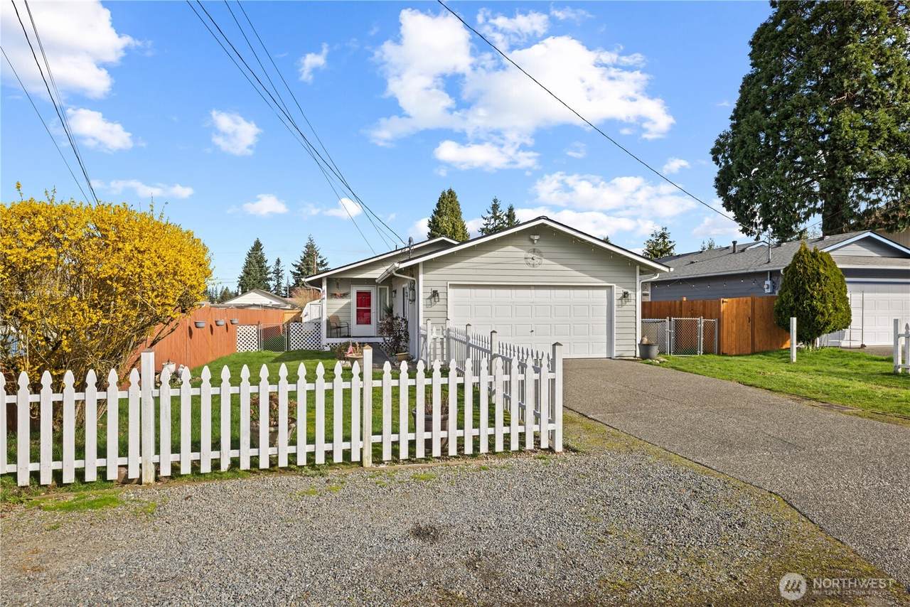 2209 Adams Avenue - Photo 1