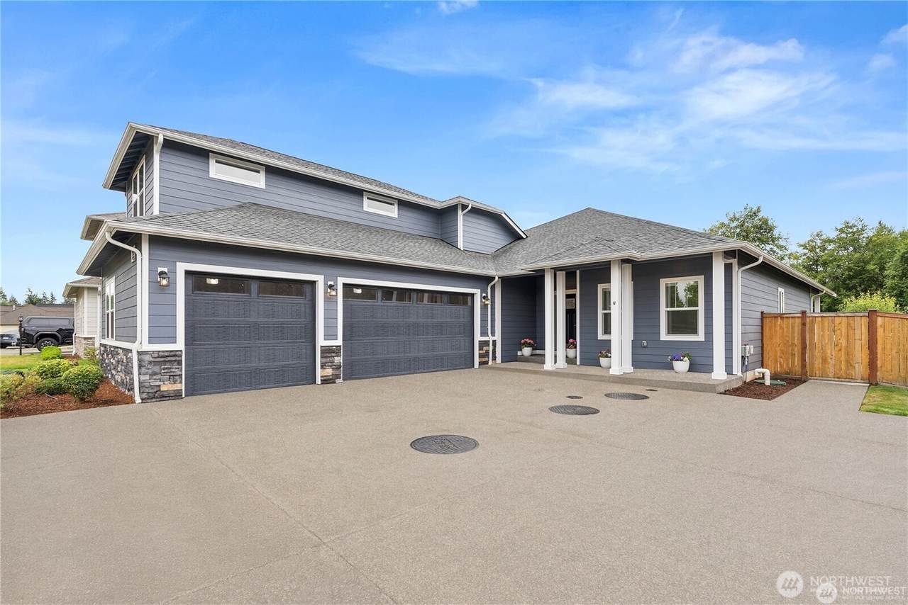 8431 Viewcrest Lane - Photo 1