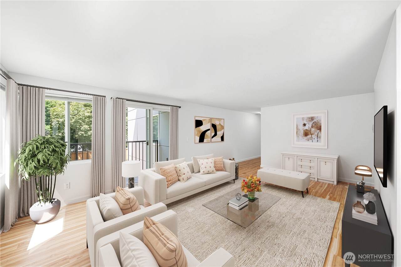 11556 Greenwood Avenue - Photo 1