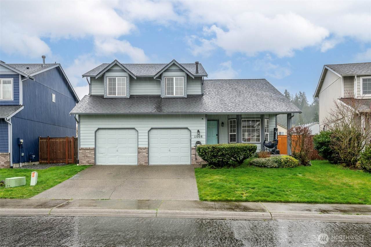 11008 184th Avenue - Photo 1
