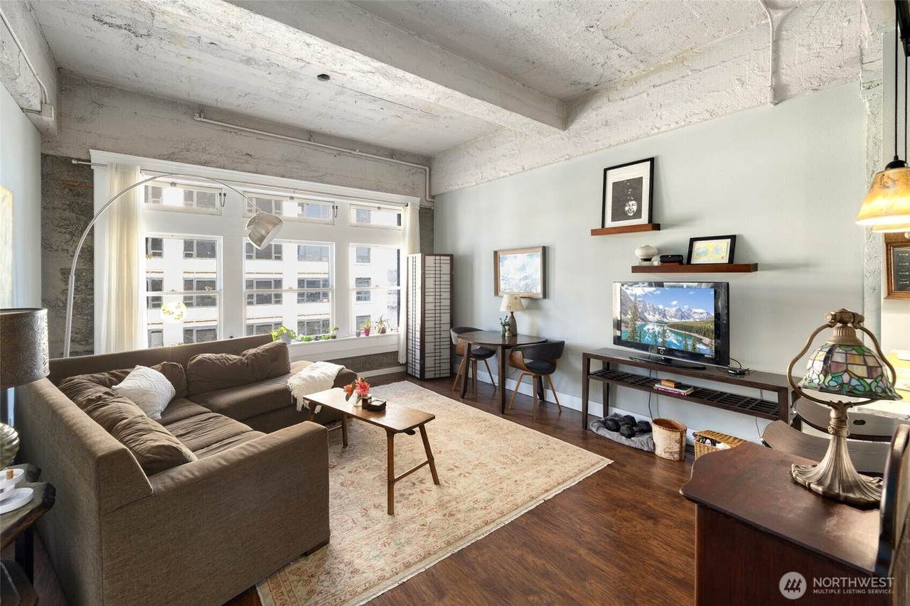 1101 A Street - Photo 1