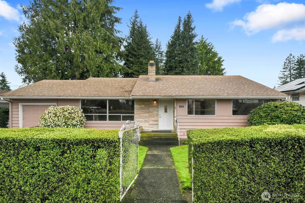 16003 5th Avenue - Photo 1