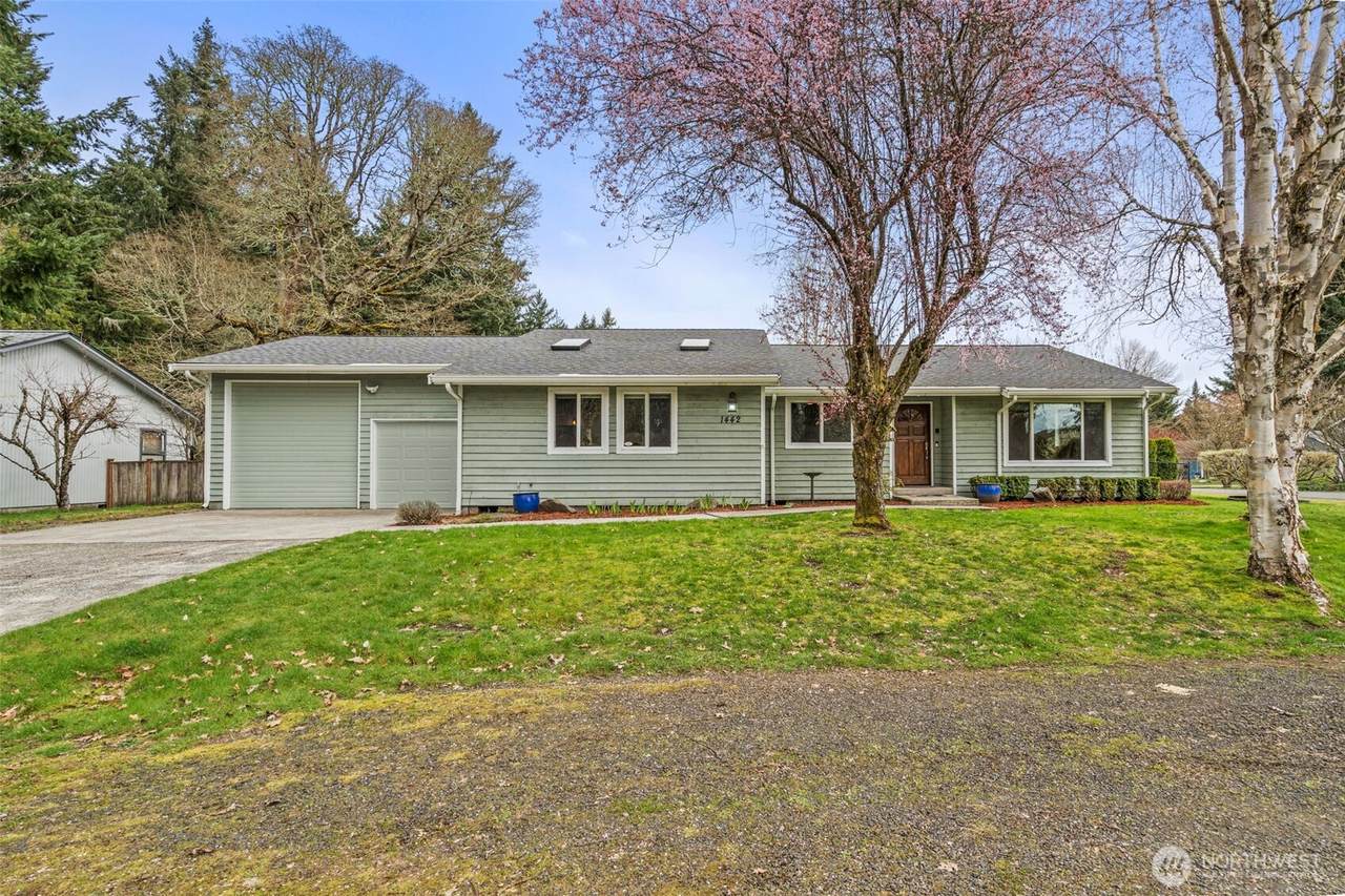 1442 Bridle Dr Se - Photo 1
