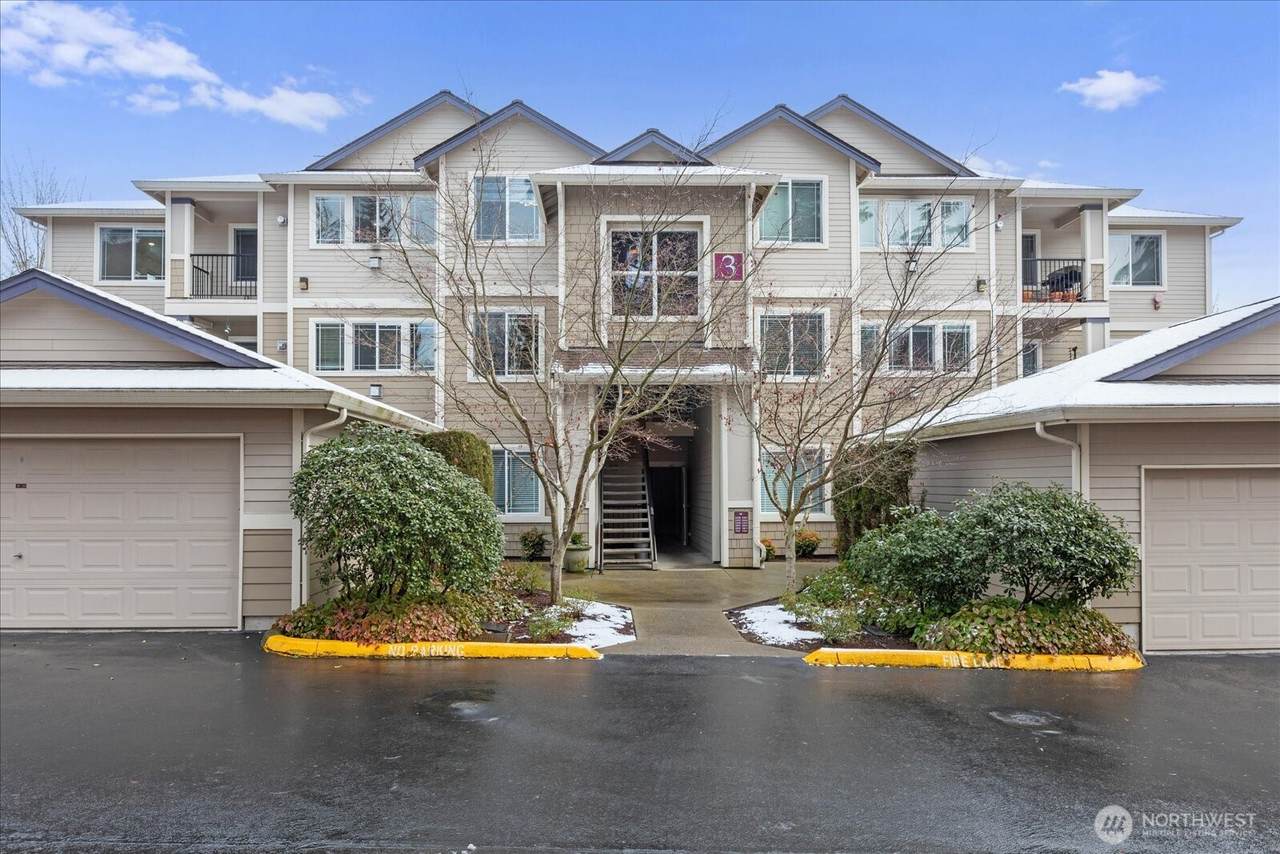 107 164th Street - Photo 1