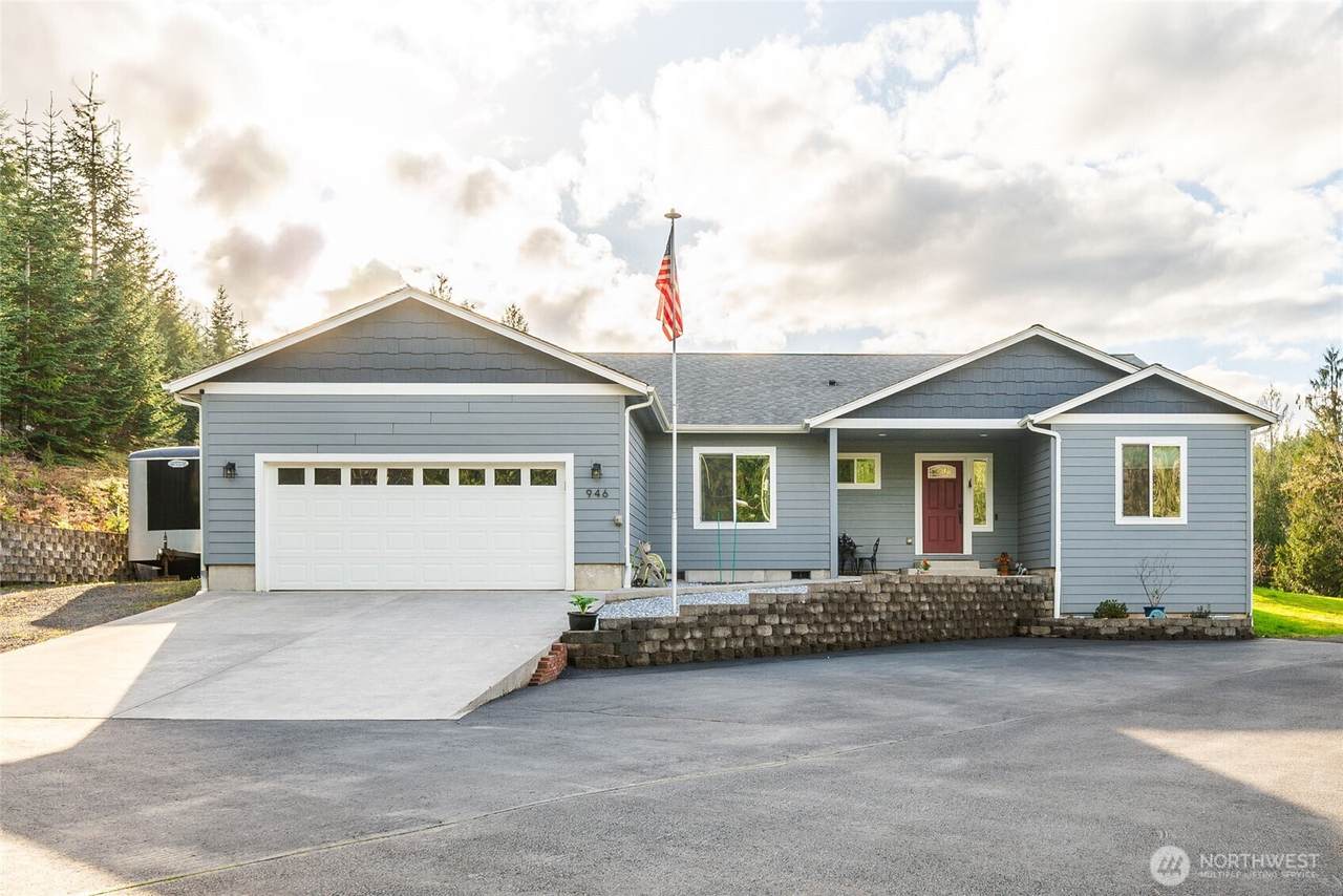 946 Paine Road - Photo 1