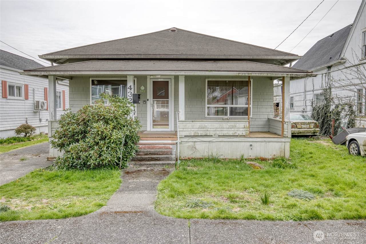 432 Eklund Avenue - Photo 1