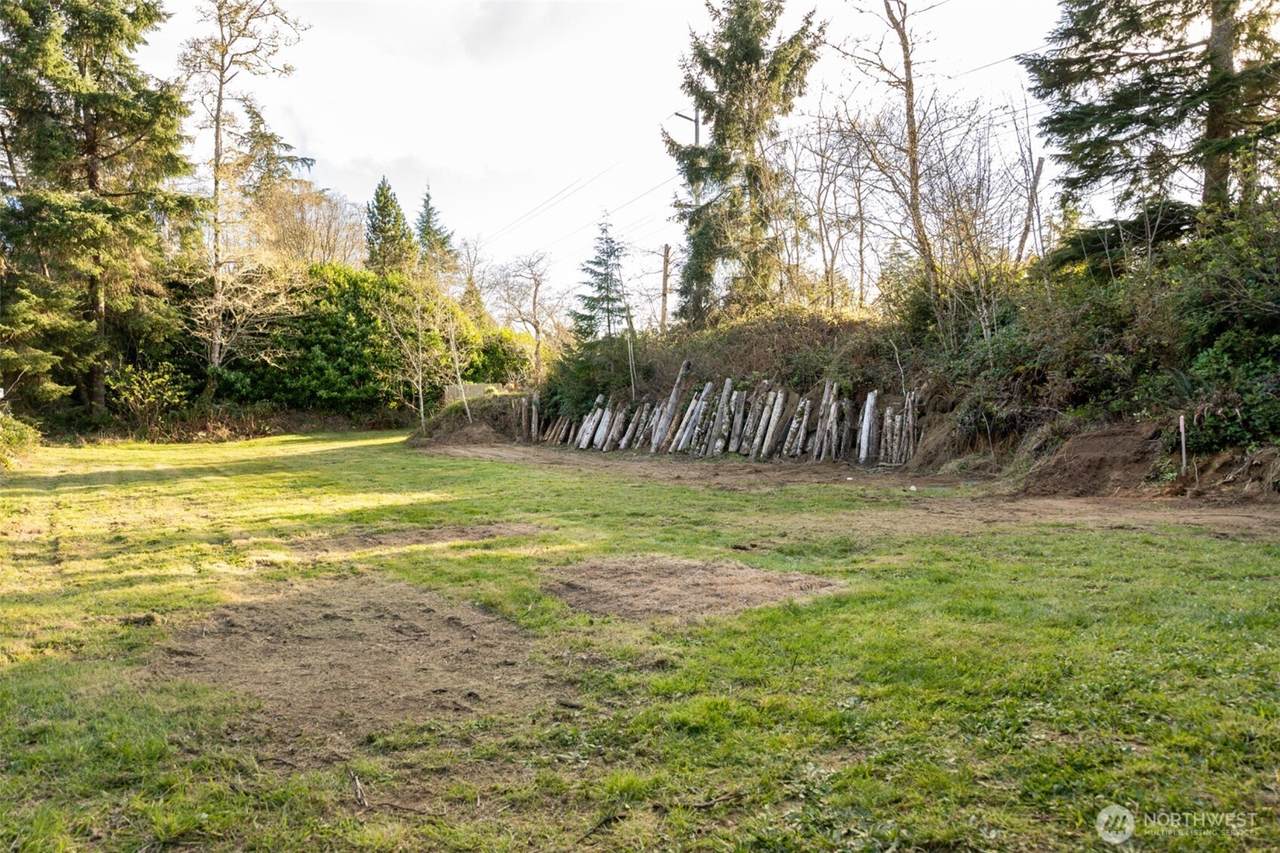 22308 Sandridge Road - Photo 1