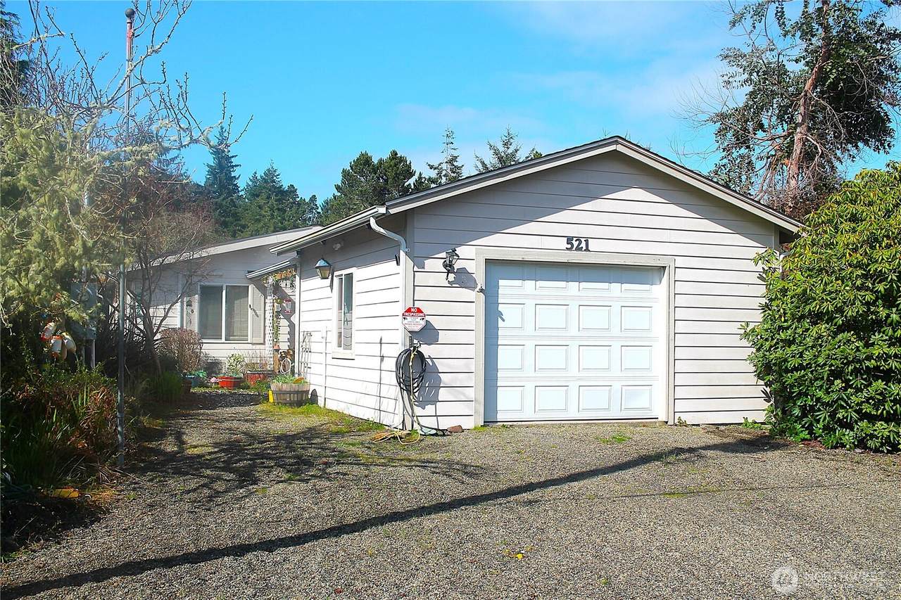 521 Hoquiam Street - Photo 1