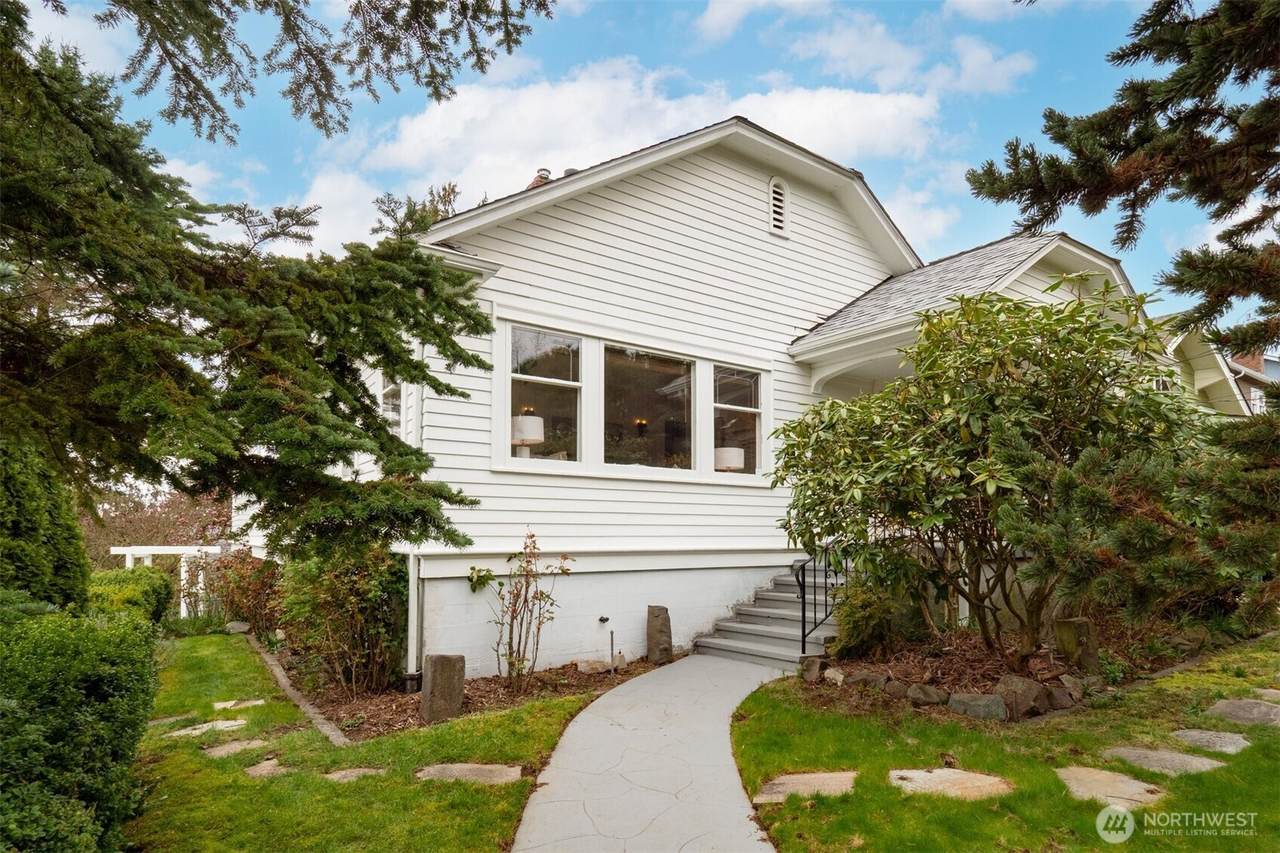 5701 30th Avenue - Photo 1