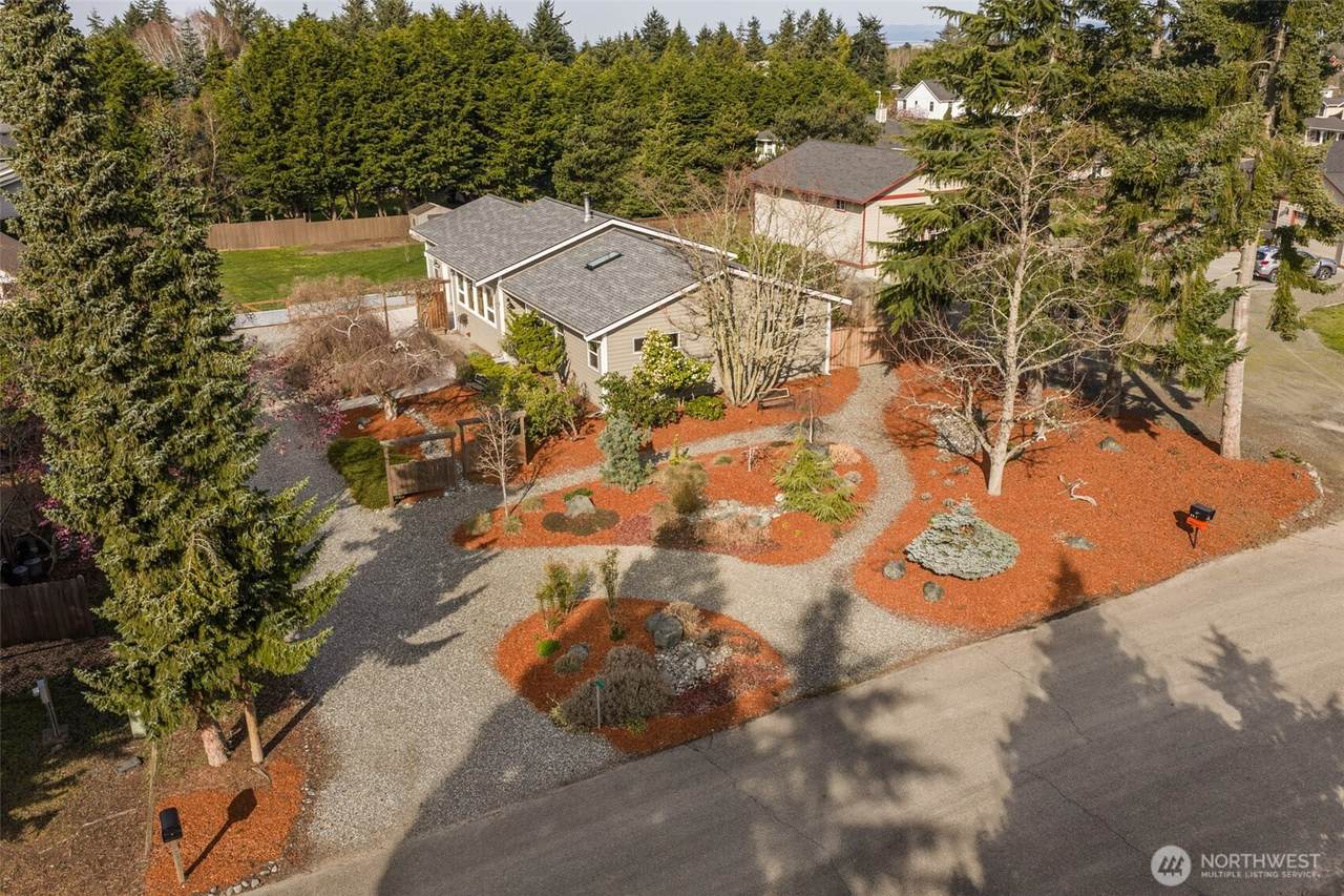 151 Nicole Place - Photo 1