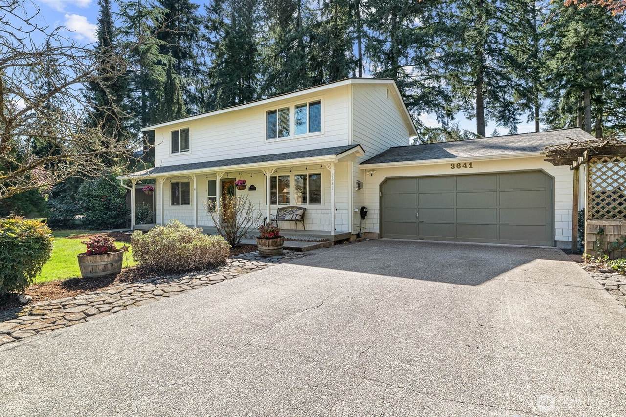 3641 Oxford Loop - Photo 1