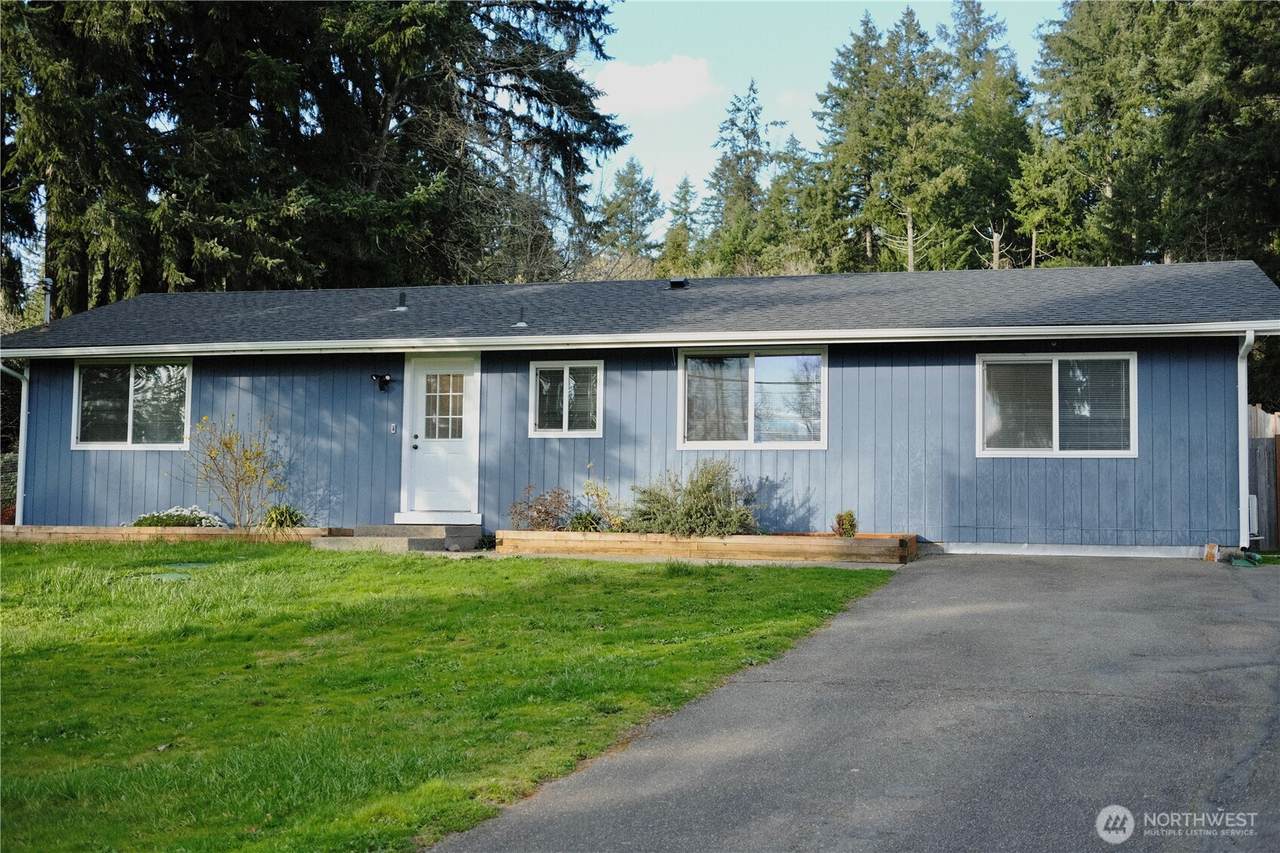 7544 Mesplay Avenue - Photo 1