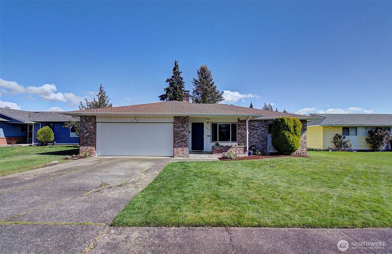 1624 Florence Ave - Photo 1