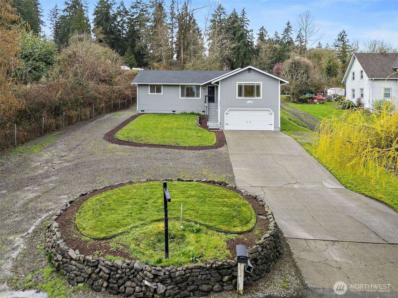 3606 Waller Road - Photo 1