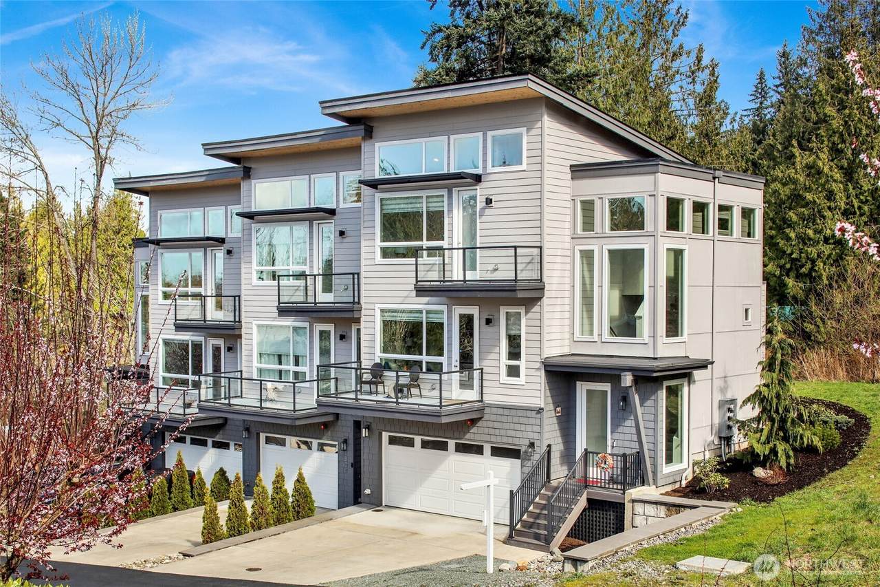 1306 Digby Place - Photo 1