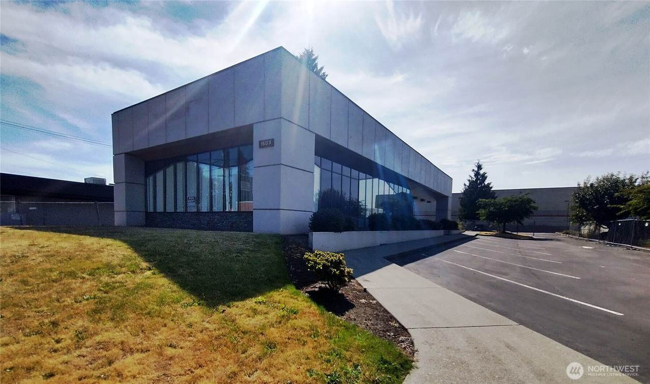 1503 Riverside Drive - Photo 1