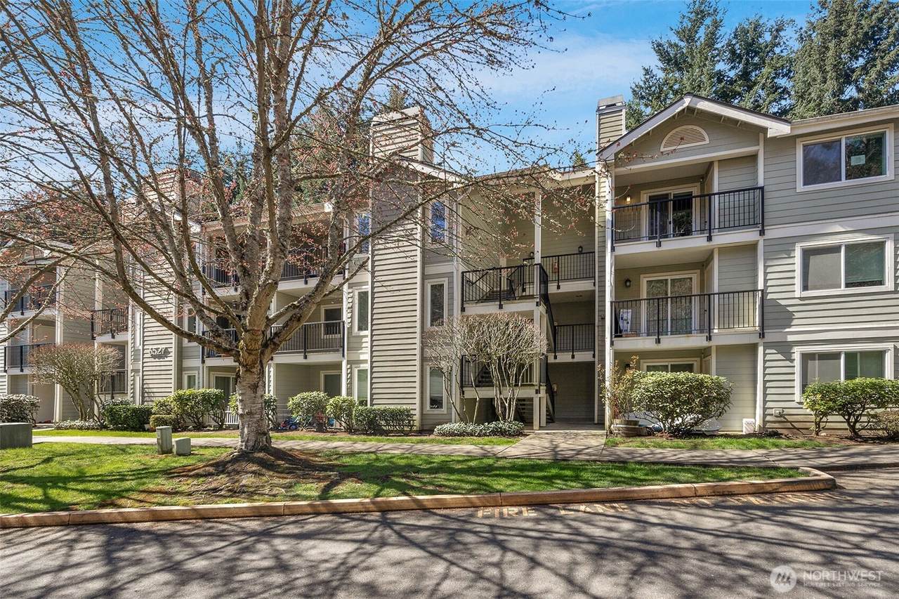 6527 200th Street - Photo 1