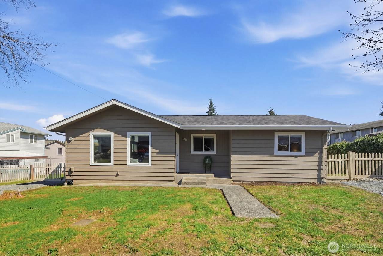 12210 1st Avenue - Photo 1