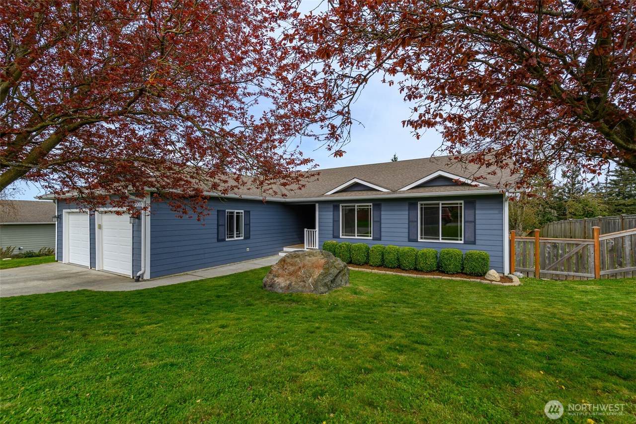 2060 16th - Photo 1