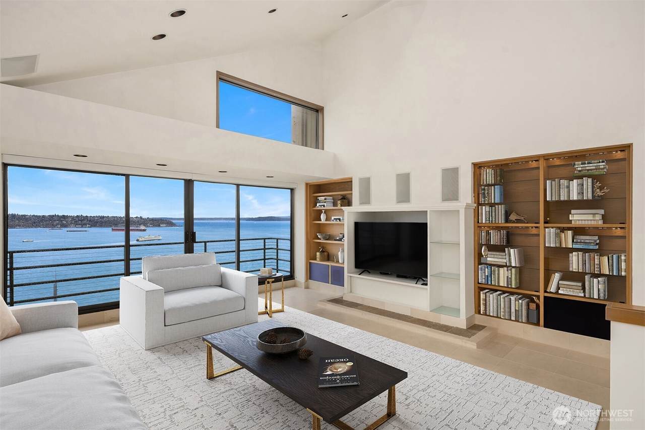 2021 1st Avenue - Photo 1