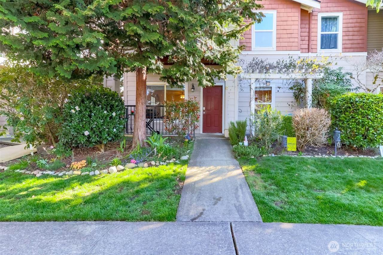 2166 Palisade Boulevard - Photo 1