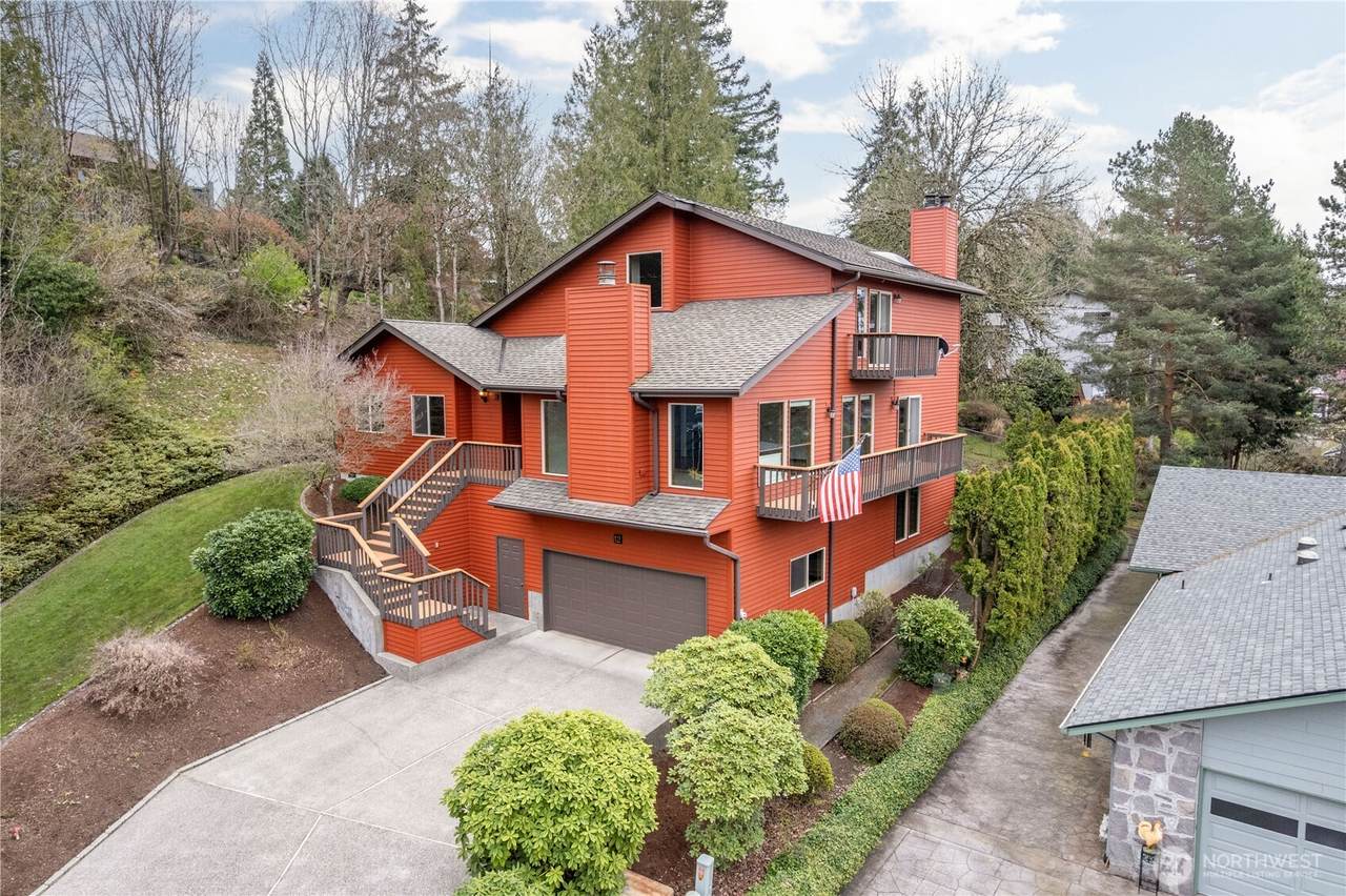 12 City View Boulevard - Photo 1