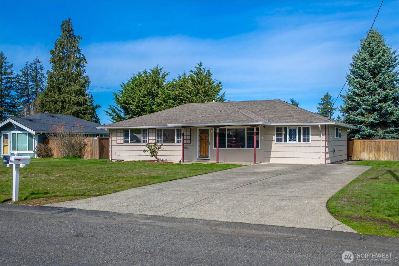 8605 Haviland Avenue - Photo 1