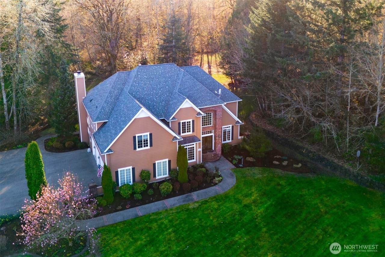 6221 63rd Avenue - Photo 1