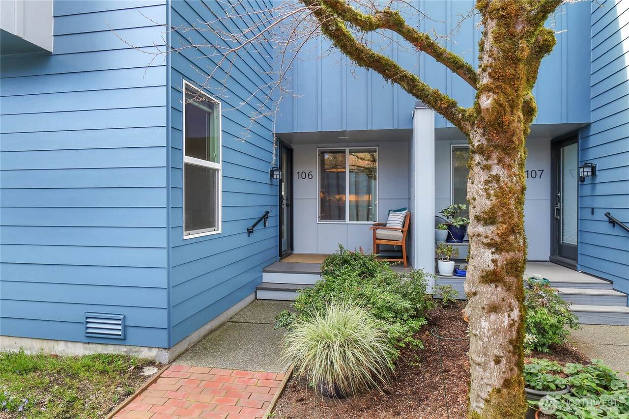 1550 195th Street - Photo 1