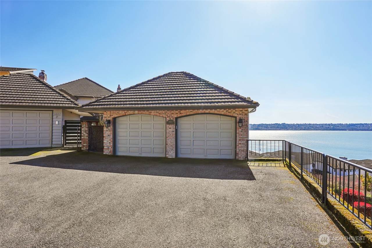 https://bt-photos.global.ssl.fastly.net/nwmls/1280_boomver_1_2500501-1.jpg
