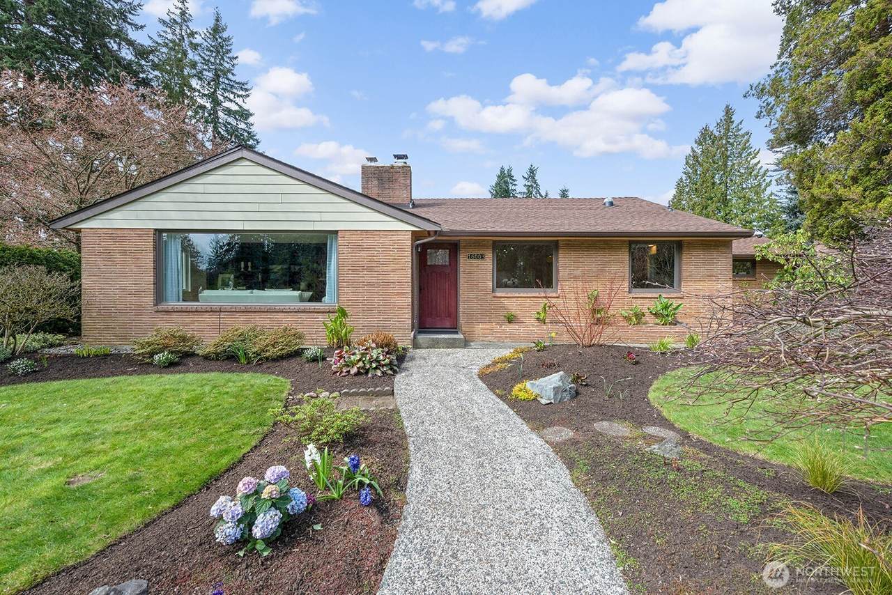 16003 32nd Avenue - Photo 1