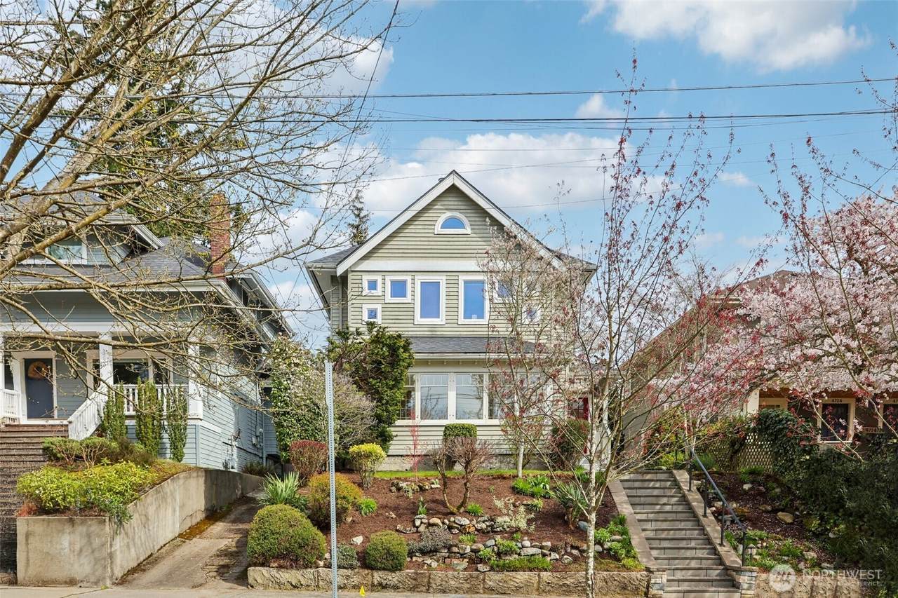 4726 Thackeray Place - Photo 1