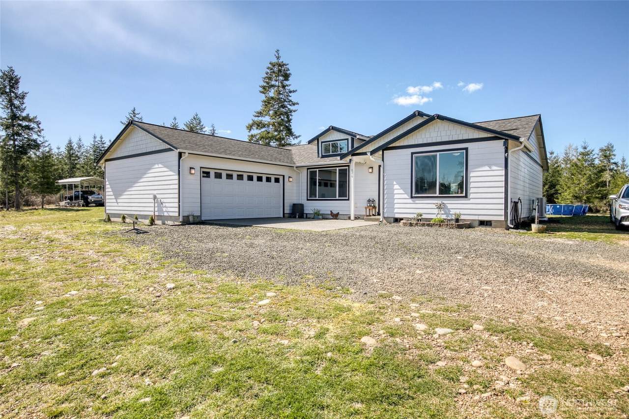 280 Newberry Lane - Photo 1