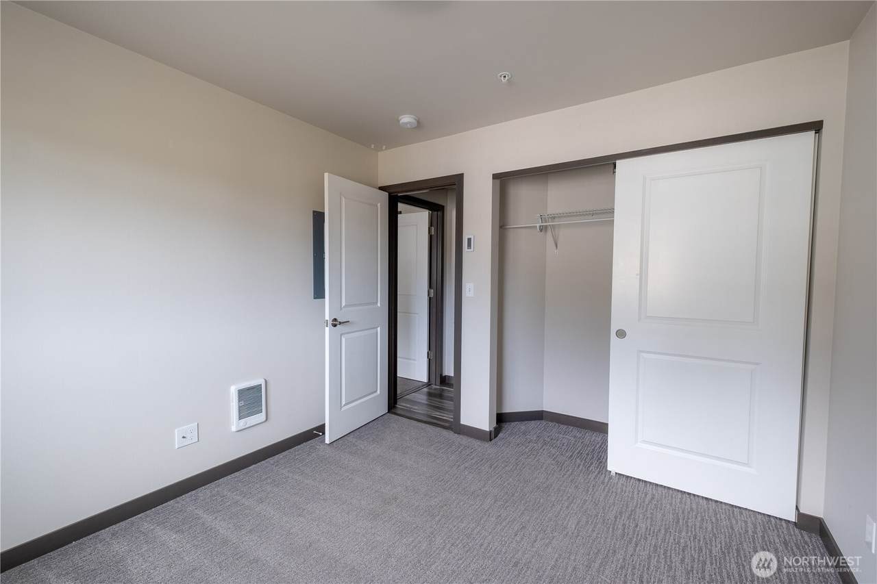 https://bt-photos.global.ssl.fastly.net/nwmls/1280_boomver_1_2501709-1.jpg
