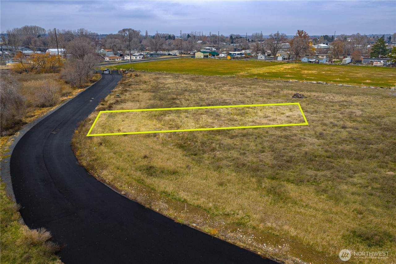 3 Valley Road - Photo 1