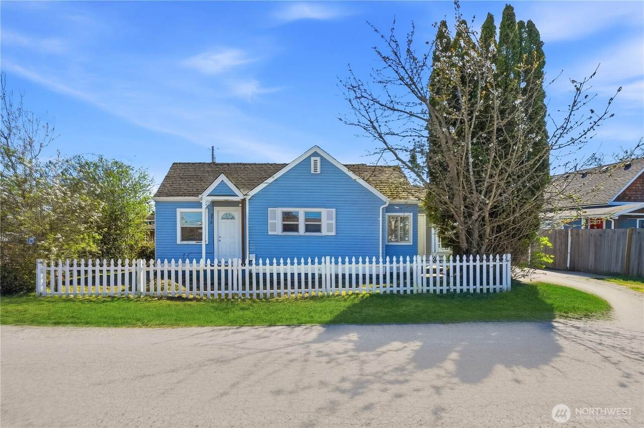 9910 272nd Street - Photo 1