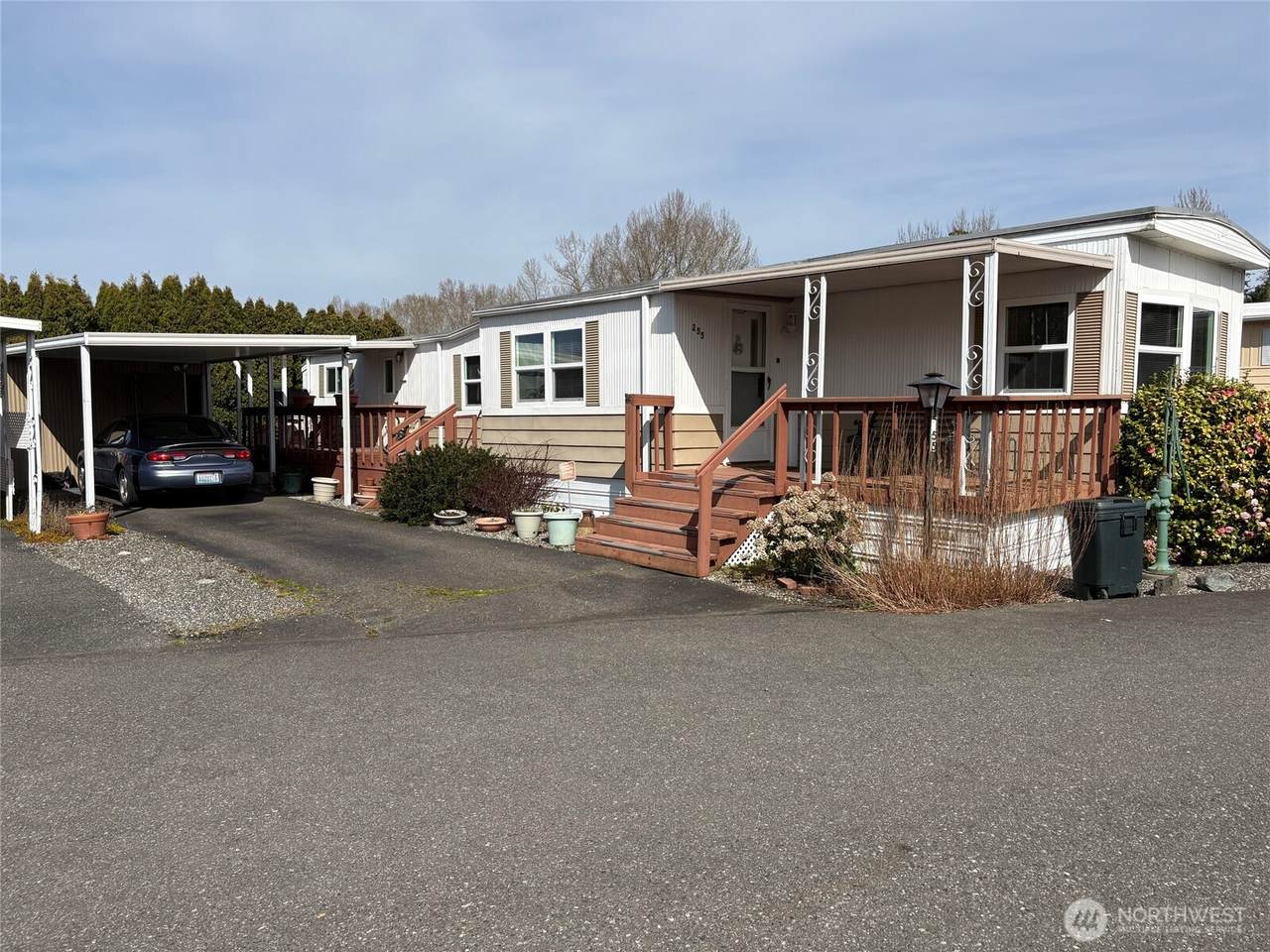 1200 Lincoln Street - Photo 1