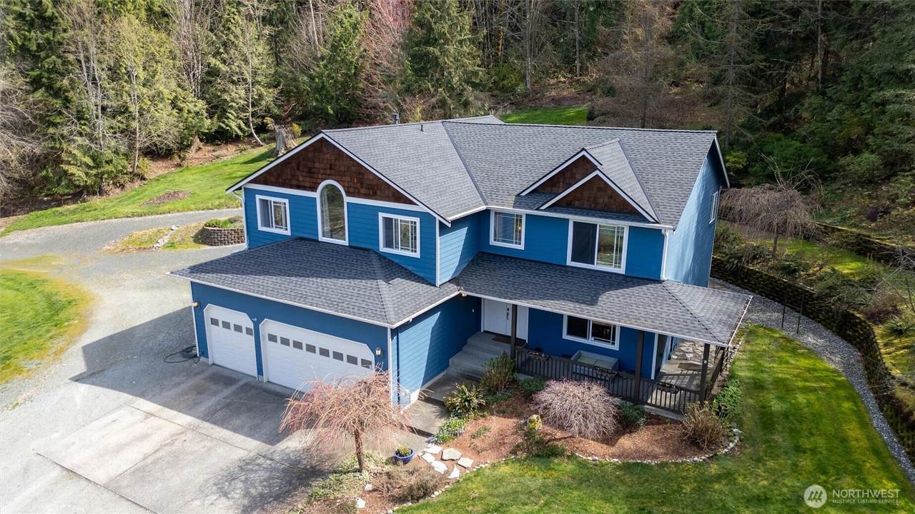 861 Summerhill Drive - Photo 1