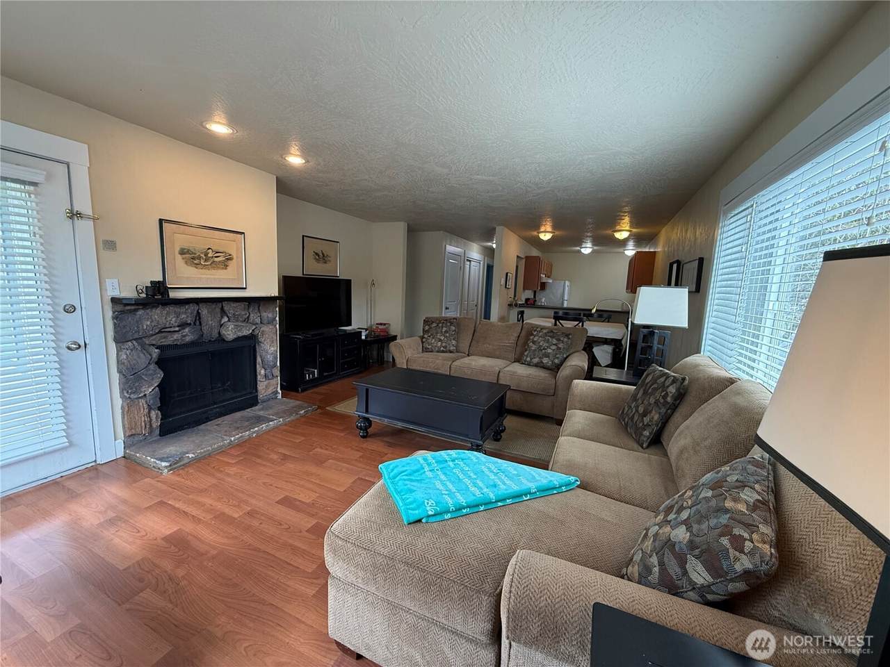 210 26th Street - Photo 1