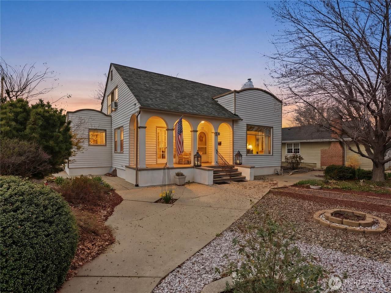 106 Franklin Avenue - Photo 1