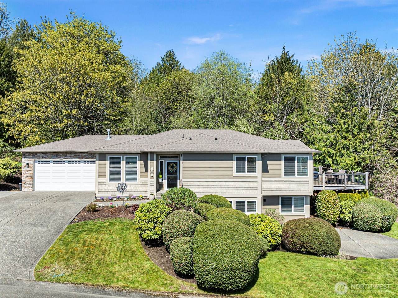 7989 Barsay Lane - Photo 1
