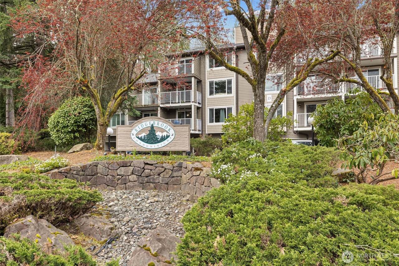 210 Mountain Park Boulevard - Photo 1