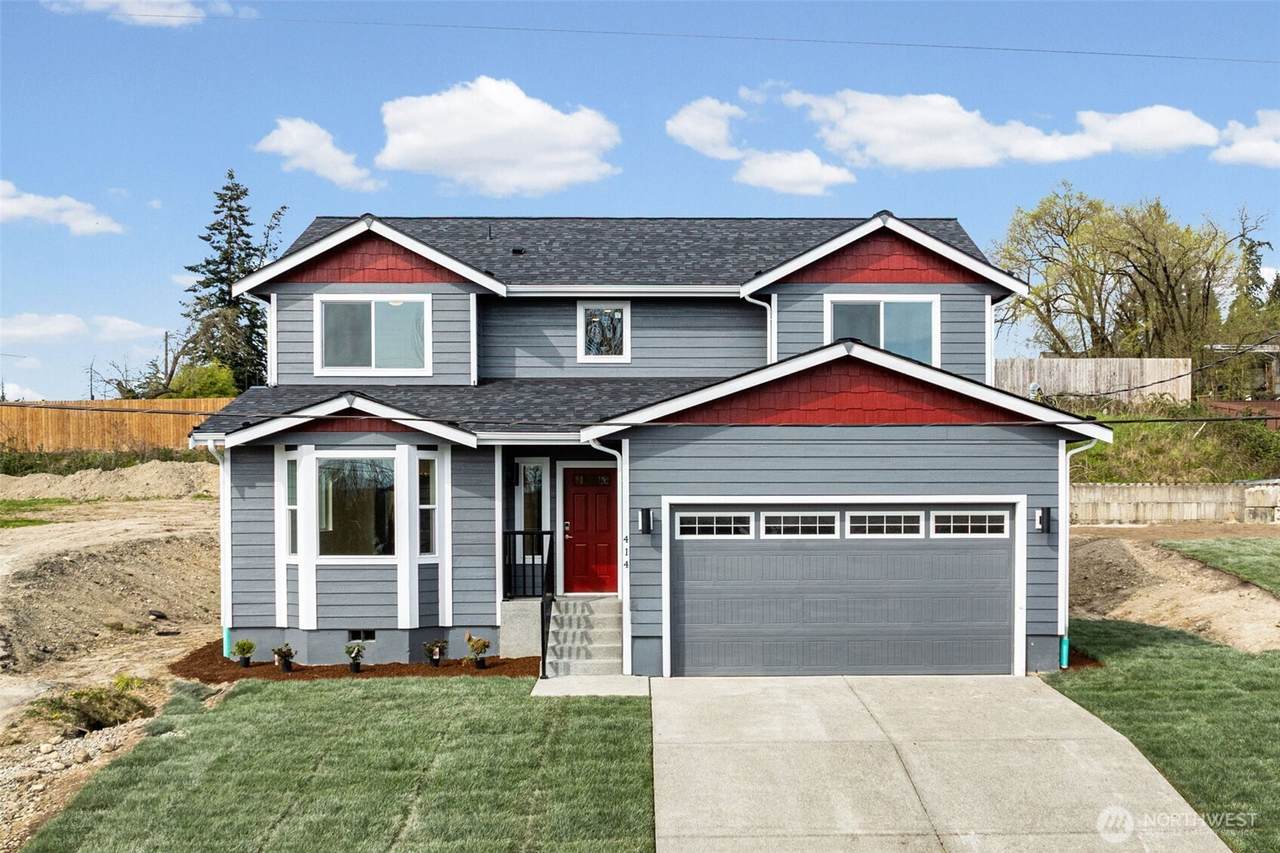 414 Comet Street - Photo 1