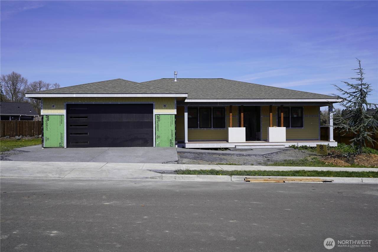 61 Berkshire - Photo 1