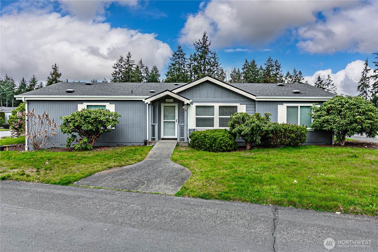 19513 100th Avenue Ct - Photo 1
