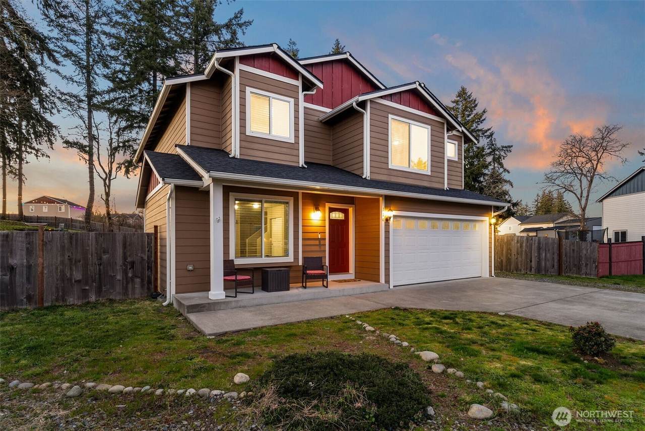 114 Lillian Lane - Photo 1