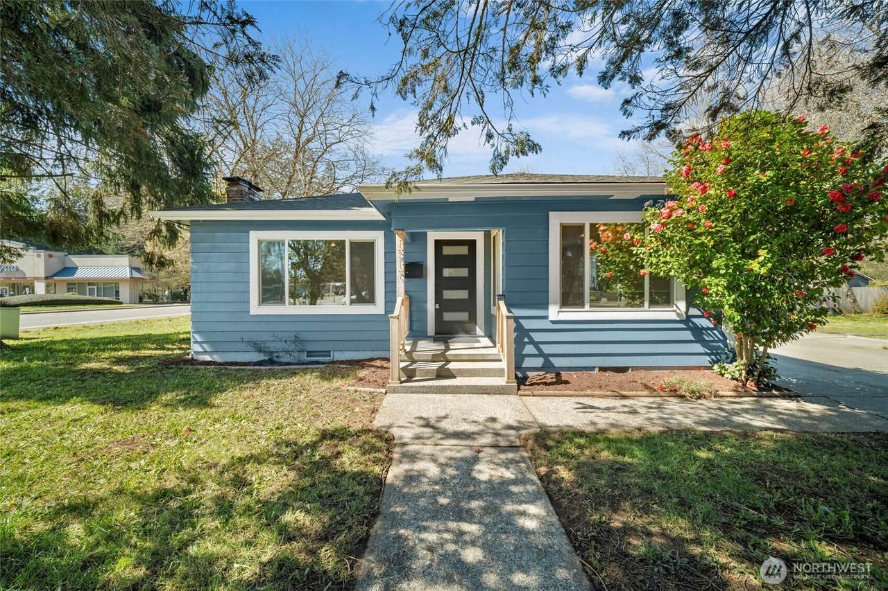1717 Lake Park Drive - Photo 1