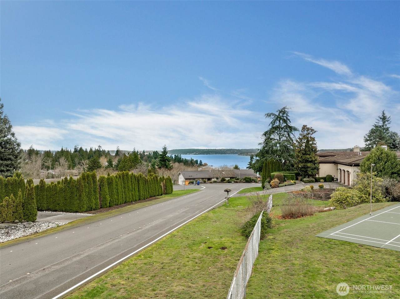 9808 33rd Street - Photo 1