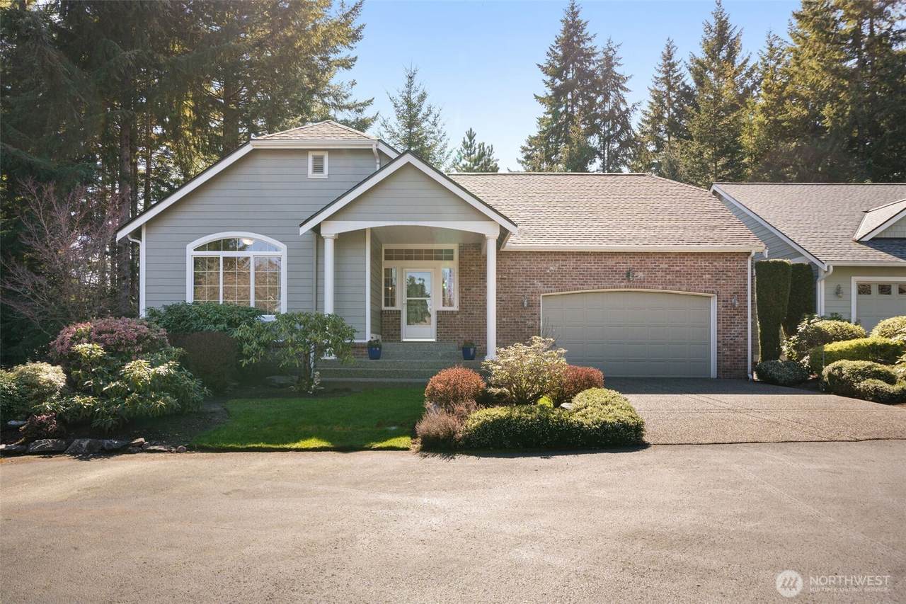 7132 Dunraven Lane - Photo 1